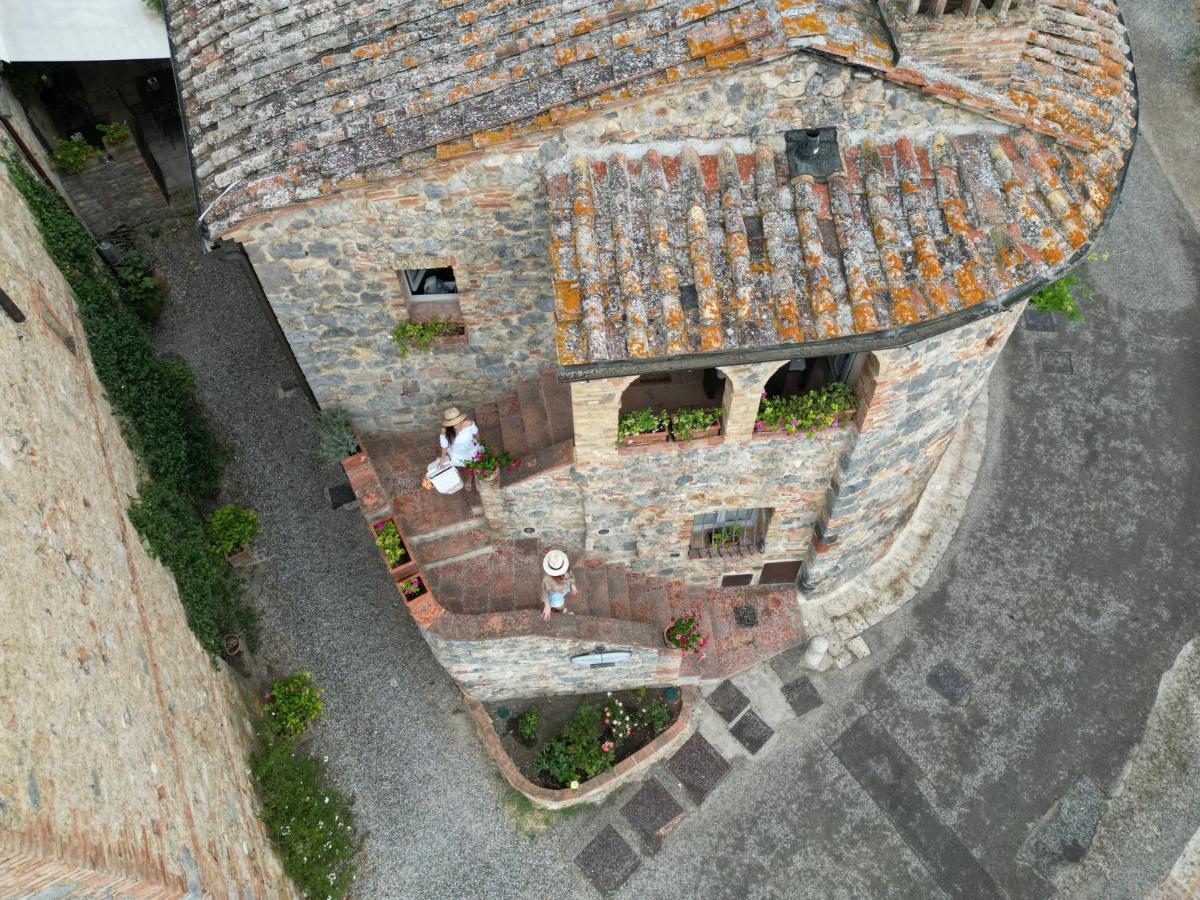 Gasthaus Antica Dimora San Gimignano Exterior foto
