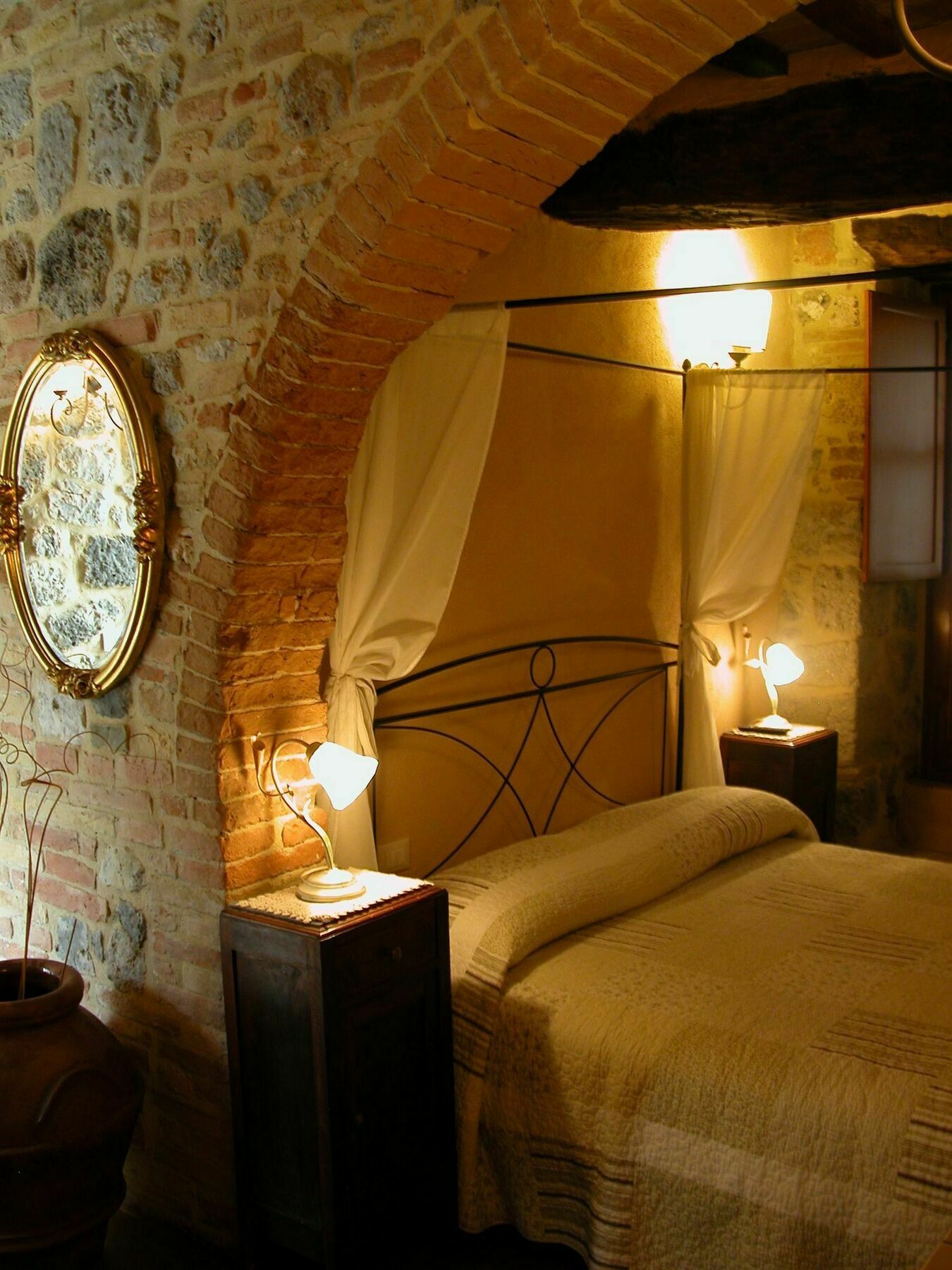 Gasthaus Antica Dimora San Gimignano Exterior foto